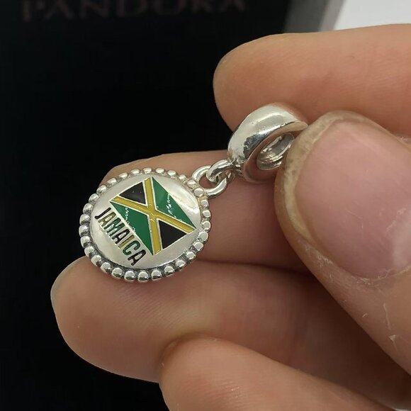 ✨🔥Pandora JAMAICA Flag Exclusive Charm Pendant - Picture 4 of 4
